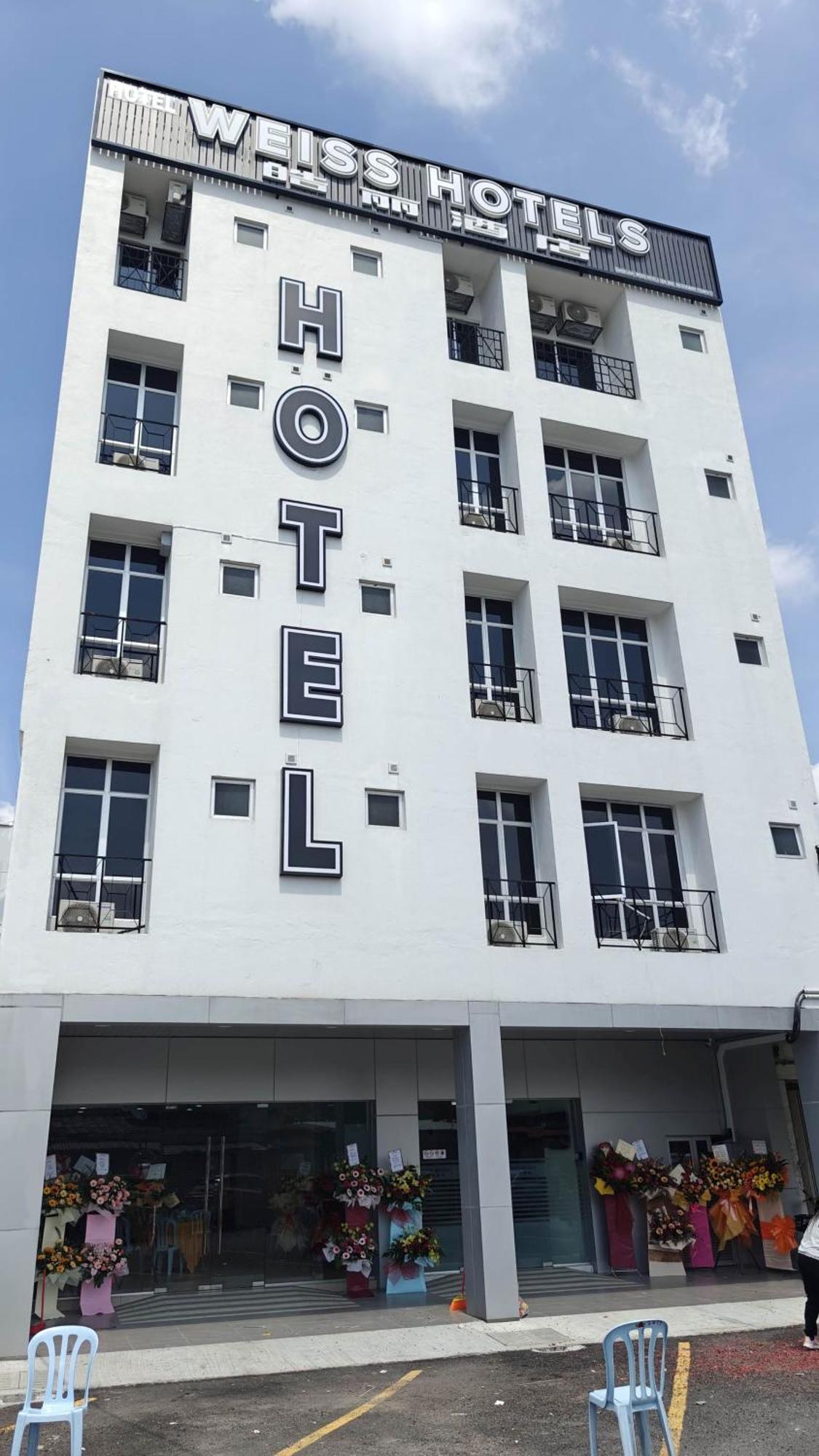Weiss Hotels Kepong Baru Kampong Jawa Tengah Εξωτερικό φωτογραφία