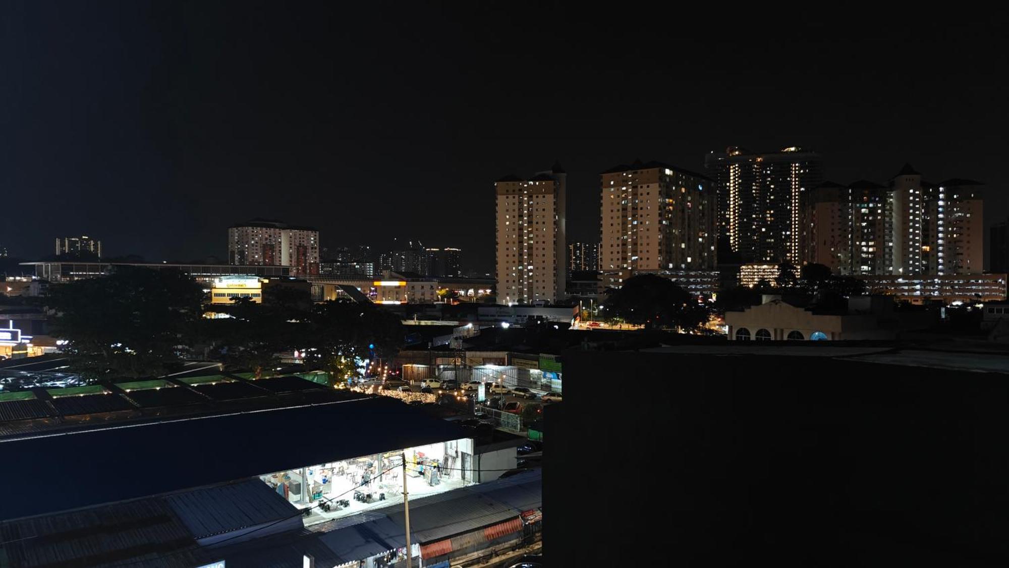 Weiss Hotels Kepong Baru Kampong Jawa Tengah Εξωτερικό φωτογραφία